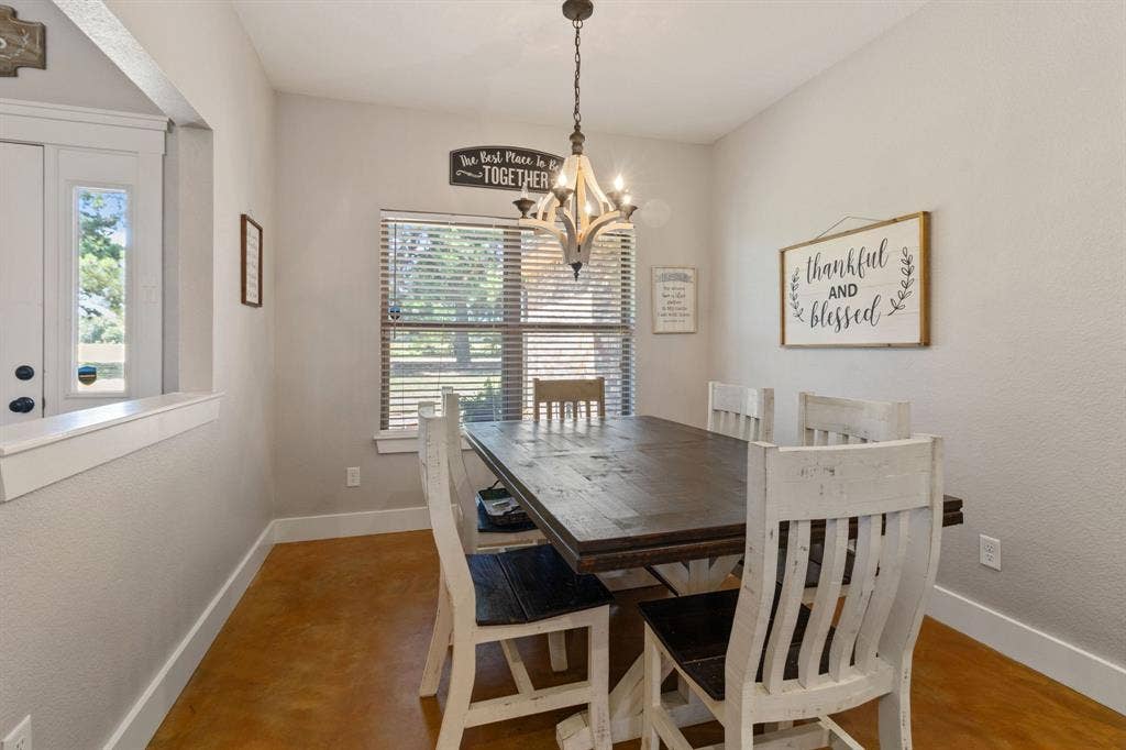 5337 Dusty Road, Athens, TX 75752 5337 Dusty Road, Athens, TX 75752