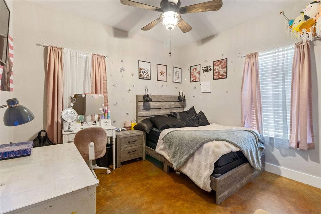 5337 Dusty Road, Athens, TX 75752 5337 Dusty Road, Athens, TX 75752