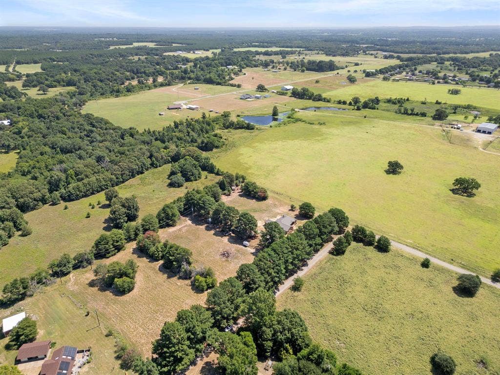 5337 Dusty Road, Athens, TX 75752 5337 Dusty Road, Athens, TX 75752