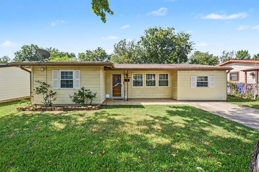 Property photo for 2520 Collingwood Drive, Farmers Branch, TX