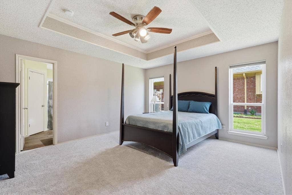 1017 Spicewood Drive, Plano, TX 75025 1017 Spicewood Drive, Plano, TX 75025