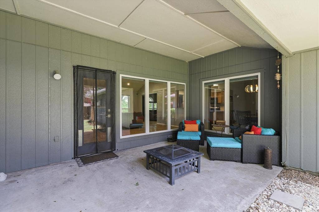 1017 Spicewood Drive, Plano, TX 75025 1017 Spicewood Drive, Plano, TX 75025