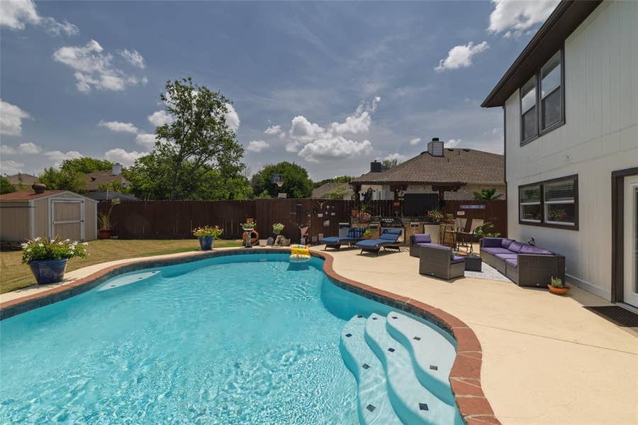 Property photo for 5916 Wisdom Creek Drive, Dallas, TX