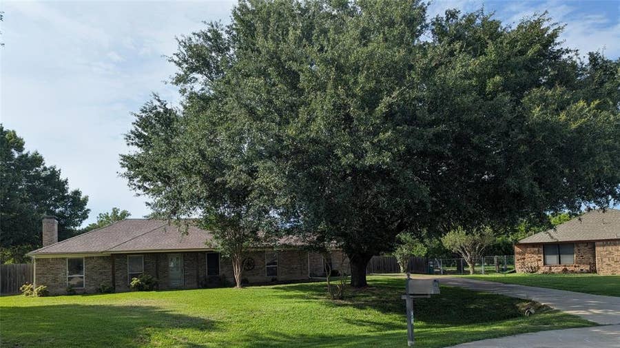 Property photo for 701 Summer Place, Murphy, TX