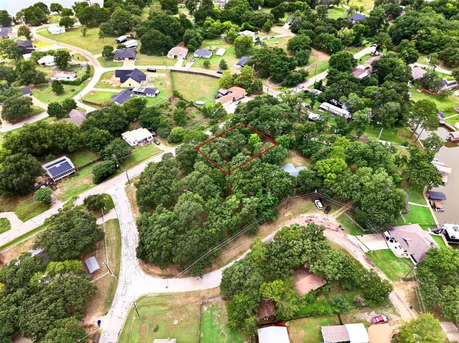 Property photo for 624 Legendary Lane, Gun Barrel City, TX