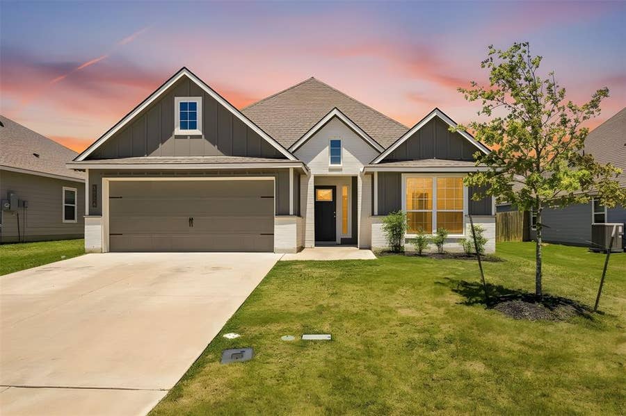 Property photo for 3228 Dottavio Road, Waco, TX