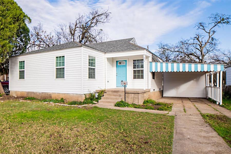 Property photo for 4015 Mount Royal Street, Dallas, TX