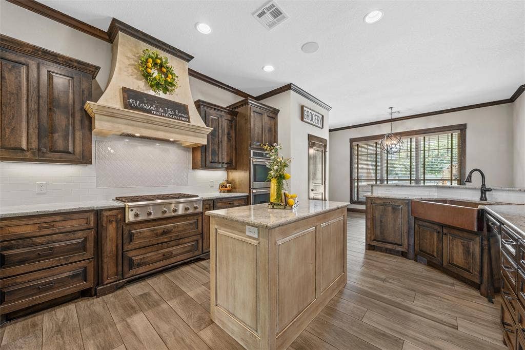 918 Coxs Oak Valley Road, Waco, TX 76705 918 Coxs Oak Valley Road, Waco, TX 76705
