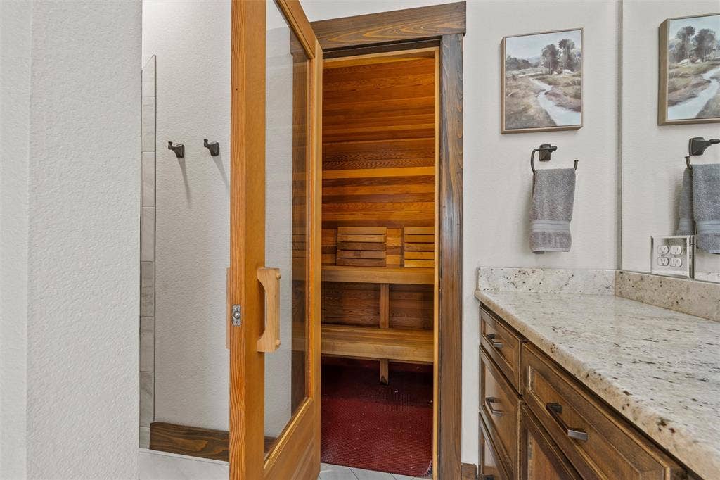 918 Coxs Oak Valley Road, Waco, TX 76705 918 Coxs Oak Valley Road, Waco, TX 76705