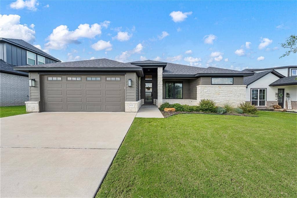 9925 Bridlewood Lane, Waco, TX 76708 9925 Bridlewood Lane, Waco, TX 76708