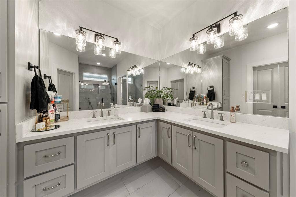 9925 Bridlewood Lane, Waco, TX 76708 9925 Bridlewood Lane, Waco, TX 76708