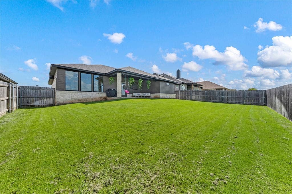 9925 Bridlewood Lane, Waco, TX 76708 9925 Bridlewood Lane, Waco, TX 76708