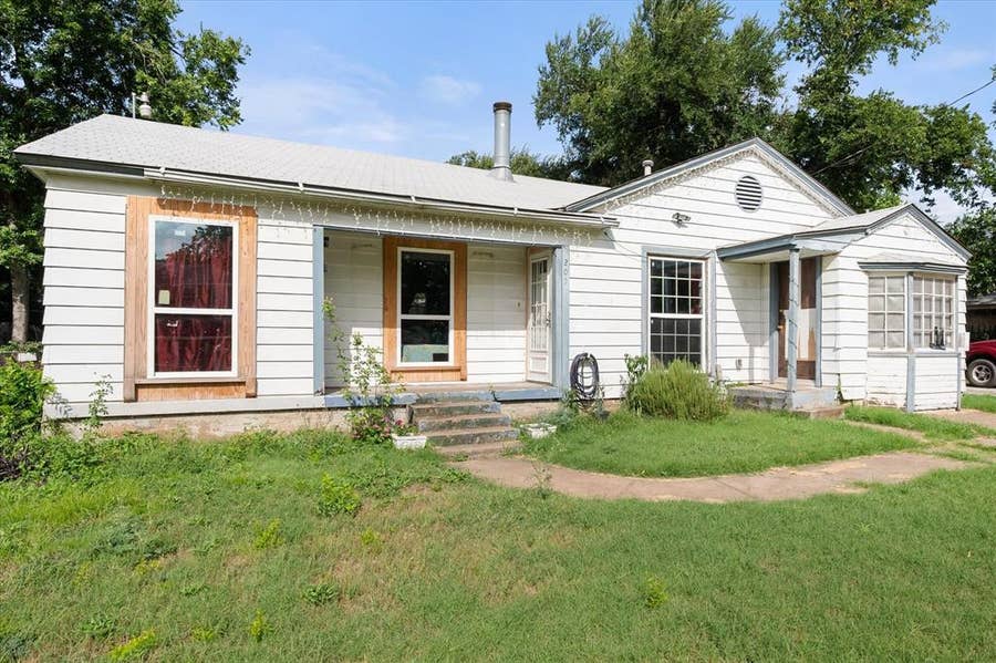 Property photo for 205 fannin Street, Hutchins, TX