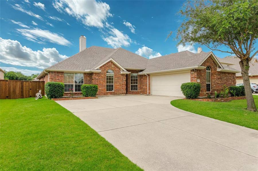 Property photo for 1616 Nestledown Drive, Allen, TX