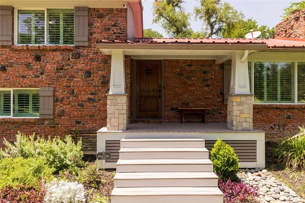 211 Crest Ridge Circle, Lakeside, TX 76108 211 Crest Ridge Circle, Lakeside, TX 76108