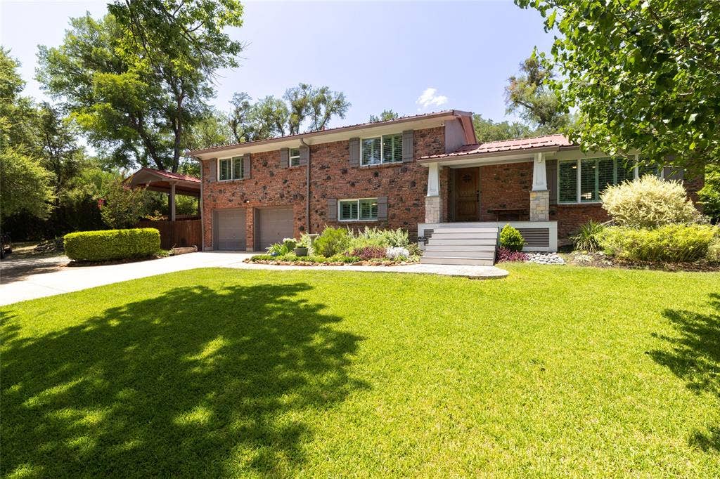 211 Crest Ridge Circle, Lakeside, TX 76108 211 Crest Ridge Circle, Lakeside, TX 76108