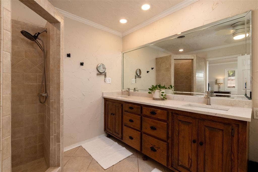 211 Crest Ridge Circle, Lakeside, TX 76108 211 Crest Ridge Circle, Lakeside, TX 76108