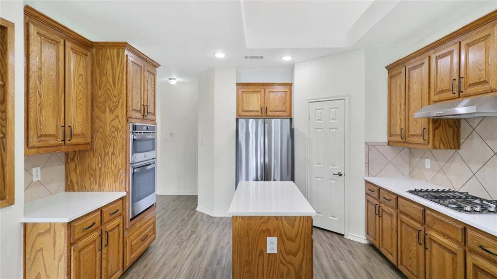 1106 Eastbrook, Glenn Heights, TX 75154