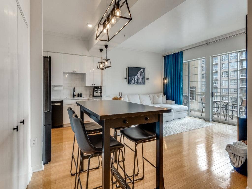 3225 Turtle Creek Boulevard, #1235, Dallas, TX 75219 3225 Turtle Creek Boulevard, #1235, Dallas, TX 75219