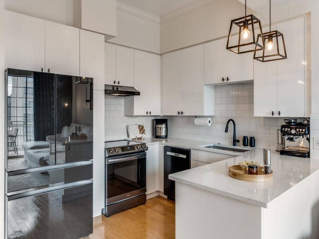 3225 Turtle Creek Boulevard, #1235, Dallas, TX 75219 3225 Turtle Creek Boulevard, #1235, Dallas, TX 75219
