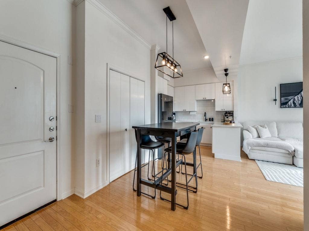 3225 Turtle Creek Boulevard, #1235, Dallas, TX 75219 3225 Turtle Creek Boulevard, #1235, Dallas, TX 75219