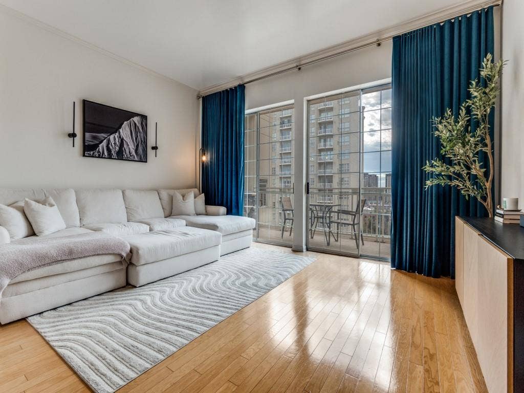 3225 Turtle Creek Boulevard, #1235, Dallas, TX 75219 3225 Turtle Creek Boulevard, #1235, Dallas, TX 75219