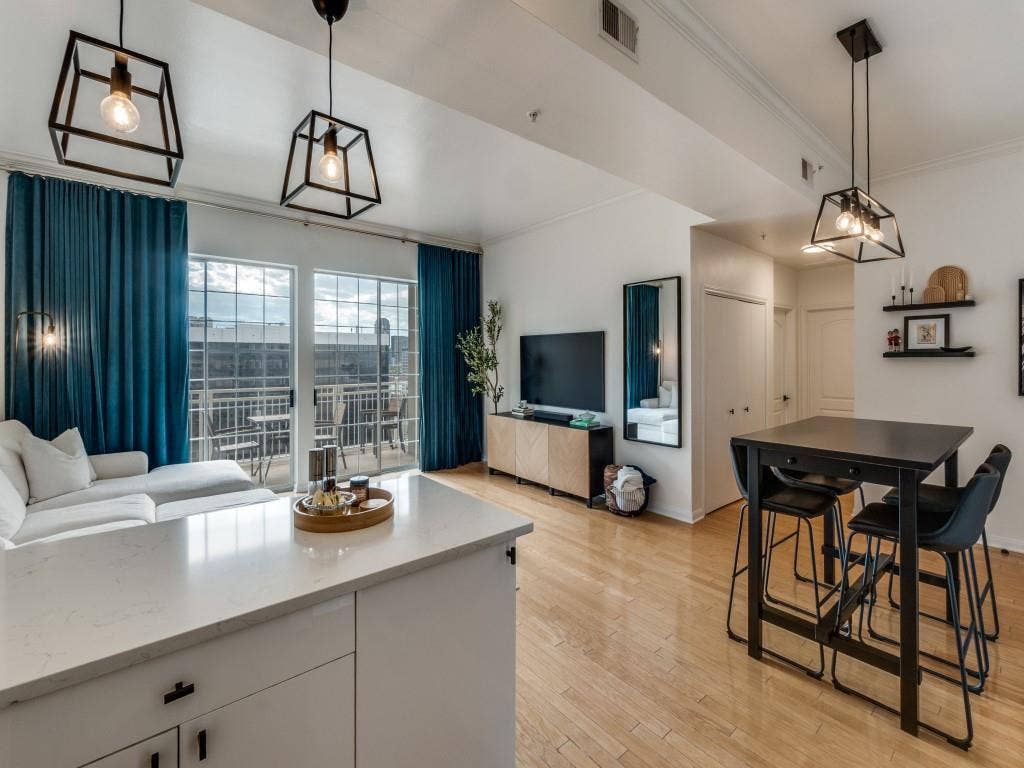 3225 Turtle Creek Boulevard, #1235, Dallas, TX 75219 3225 Turtle Creek Boulevard, #1235, Dallas, TX 75219