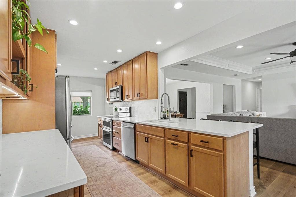 708 Summer Place, Murphy, TX 75094 708 Summer Place, Murphy, TX 75094