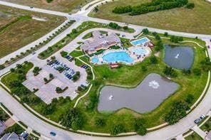 Williamsburg HOA Amenities