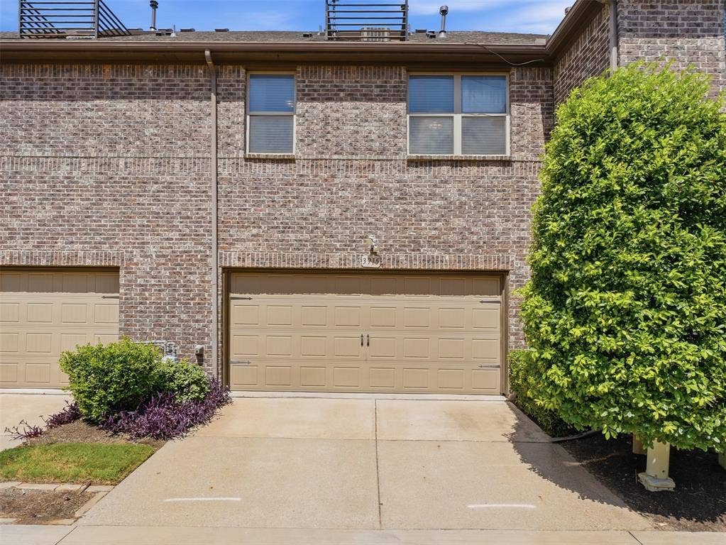3915 Cascade Sky Drive, Arlington, TX 76005 3915 Cascade Sky Drive, Arlington, TX 76005