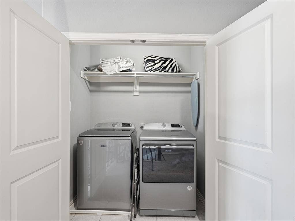 3915 Cascade Sky Drive, Arlington, TX 76005 3915 Cascade Sky Drive, Arlington, TX 76005