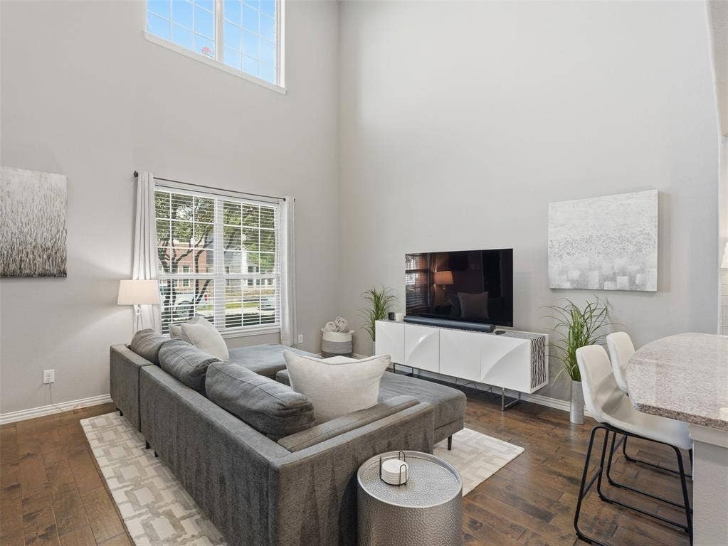 3915 Cascade Sky Drive, Arlington, TX 76005 3915 Cascade Sky Drive, Arlington, TX 76005