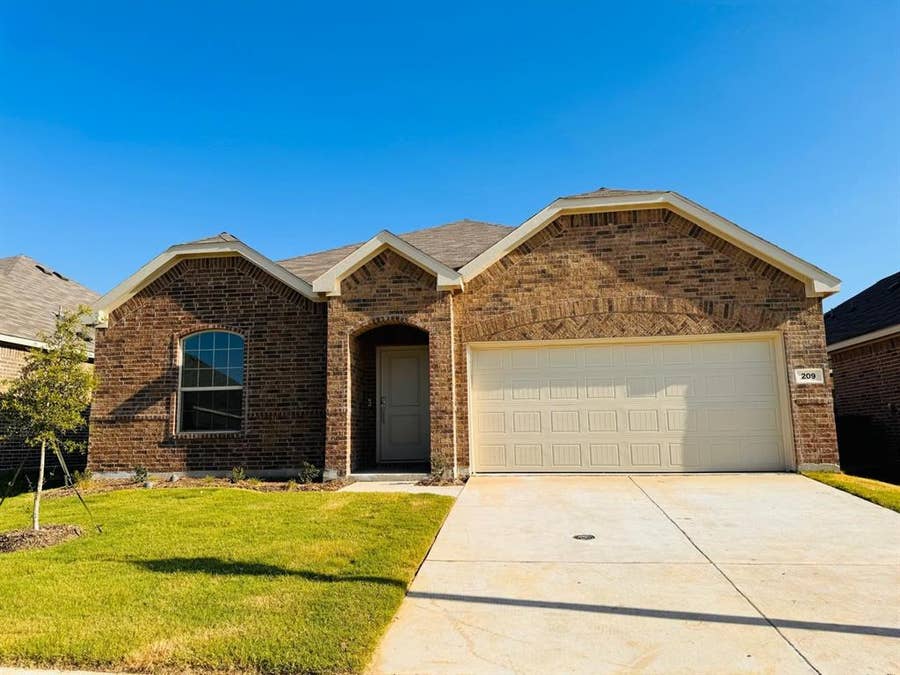 Property photo for 209 Ardsley Lane, Princeton, TX