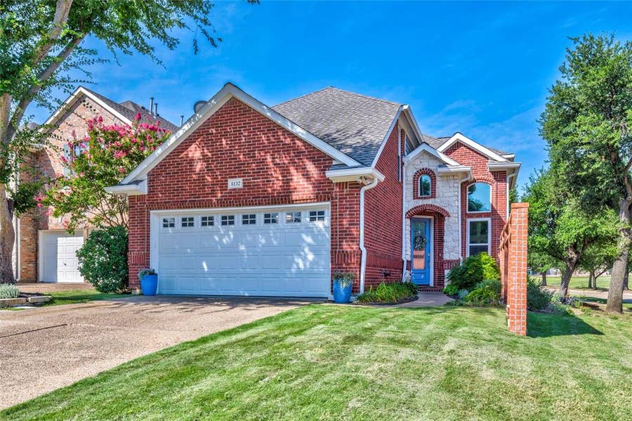 Property photo for 1132 Stone Gate Drive, Irving, TX