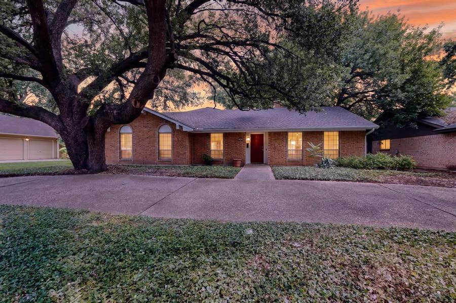 Property photo for 2306 Lawnmeadow Drive, Richardson, TX