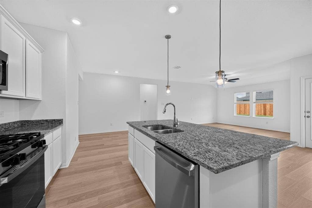2543 Pine Island Court, Crandall, TX 75114 2543 Pine Island Court ~ Ready Now