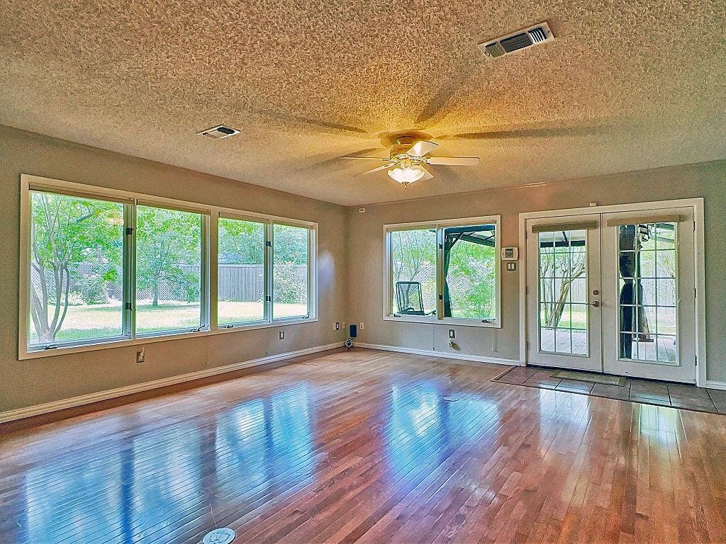 137 Penny Lane, Athens, TX 75751 137 Penny Lane, Athens, TX 75751