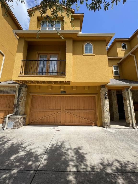 Property photo for 2650 Venice Drive, #4, Grand Prairie, TX