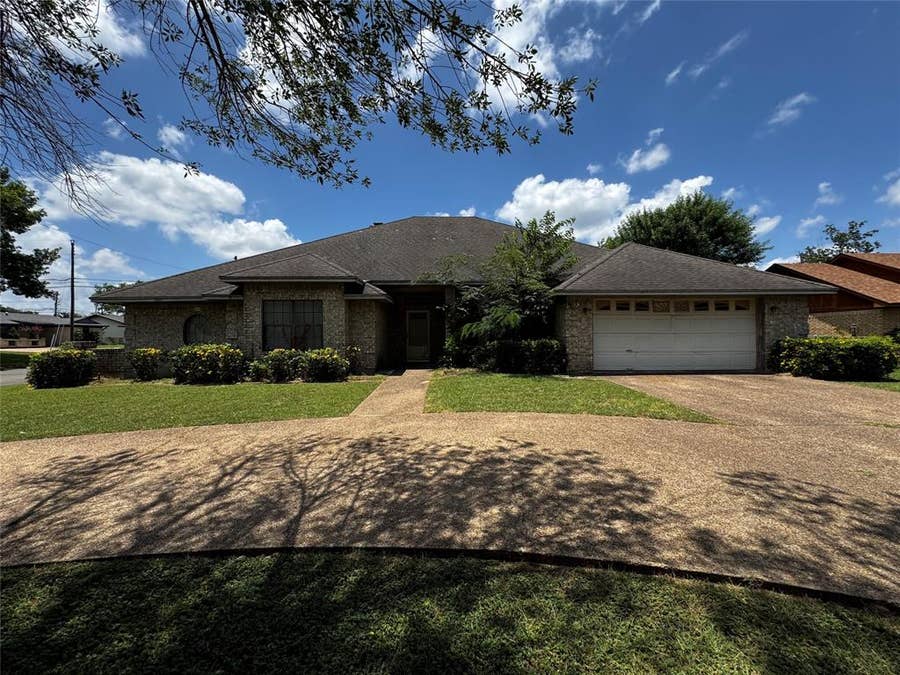 Property photo for 2000 Dan Rowe Street, Waco, TX