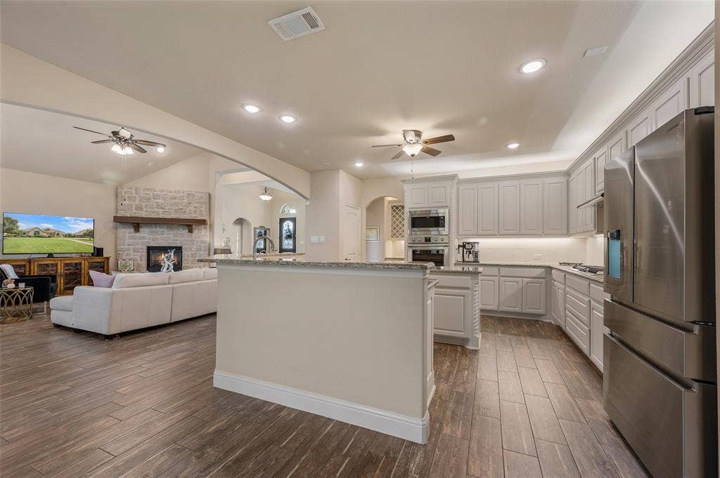 508 Ambergate Drive, Shady Shores, TX 76208 508 Ambergate Drive, Shady Shores, TX 76208