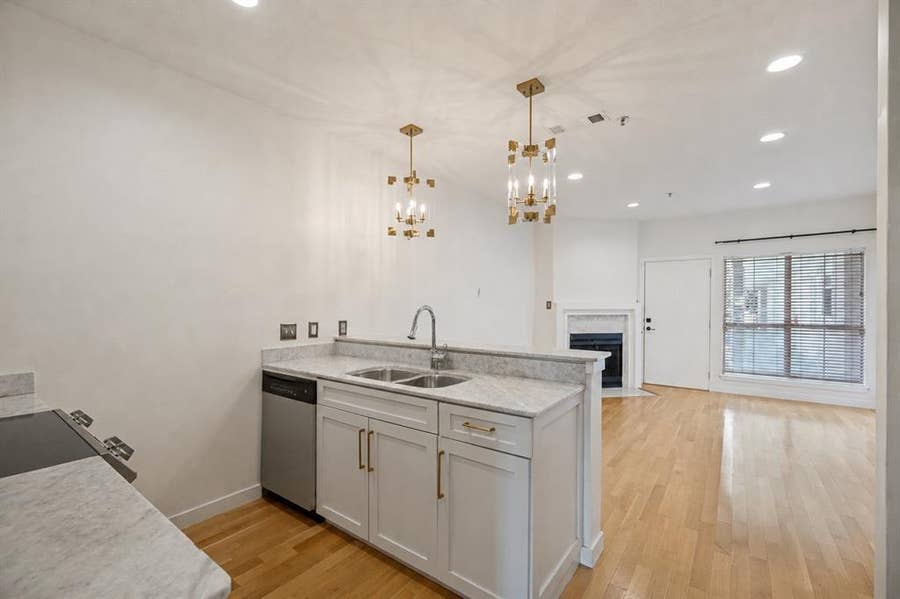 Property photo for 4111 Cole Avenue, #32, Dallas, TX