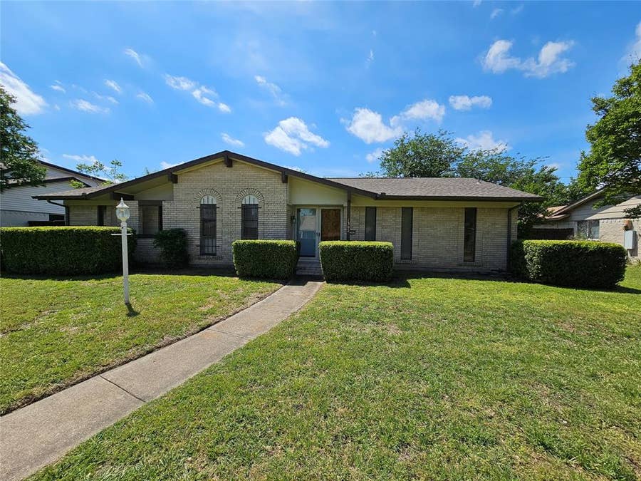 Property photo for 1302 Berkeley Drive, Richardson, TX