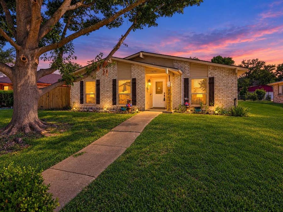 Property photo for 1322 Paris Drive, Garland, TX
