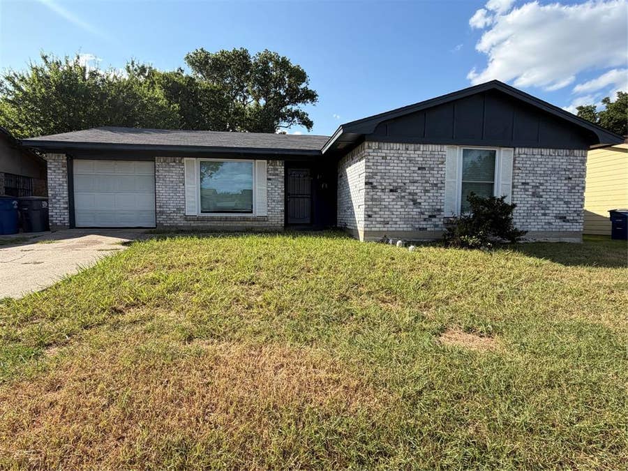 Property photo for 3241 Little River Drive, Dallas, TX