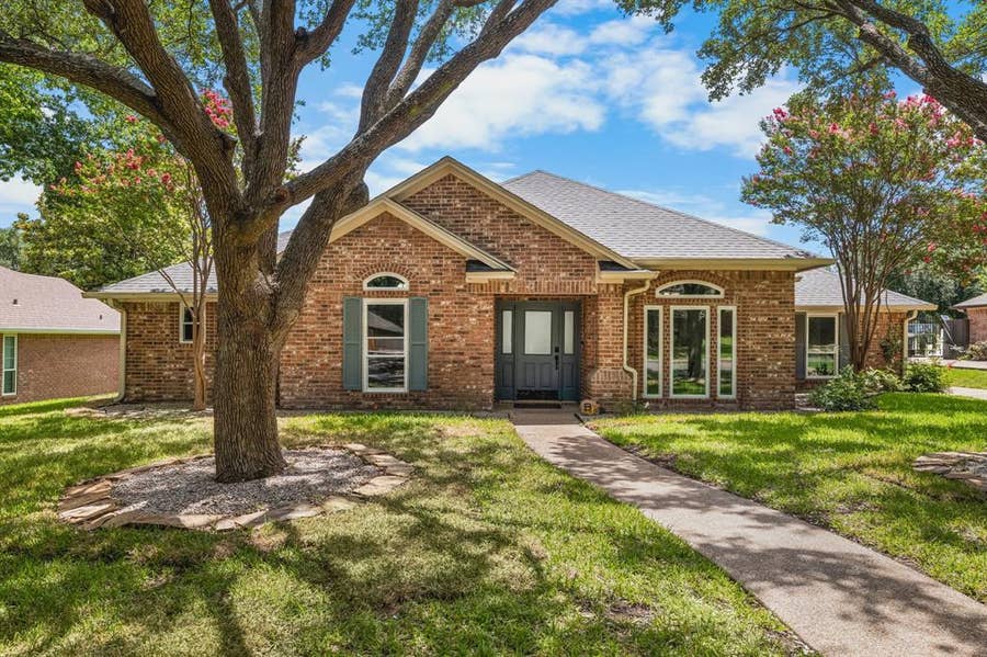 Property photo for 1104 Western Ridge Drive, Waco, TX