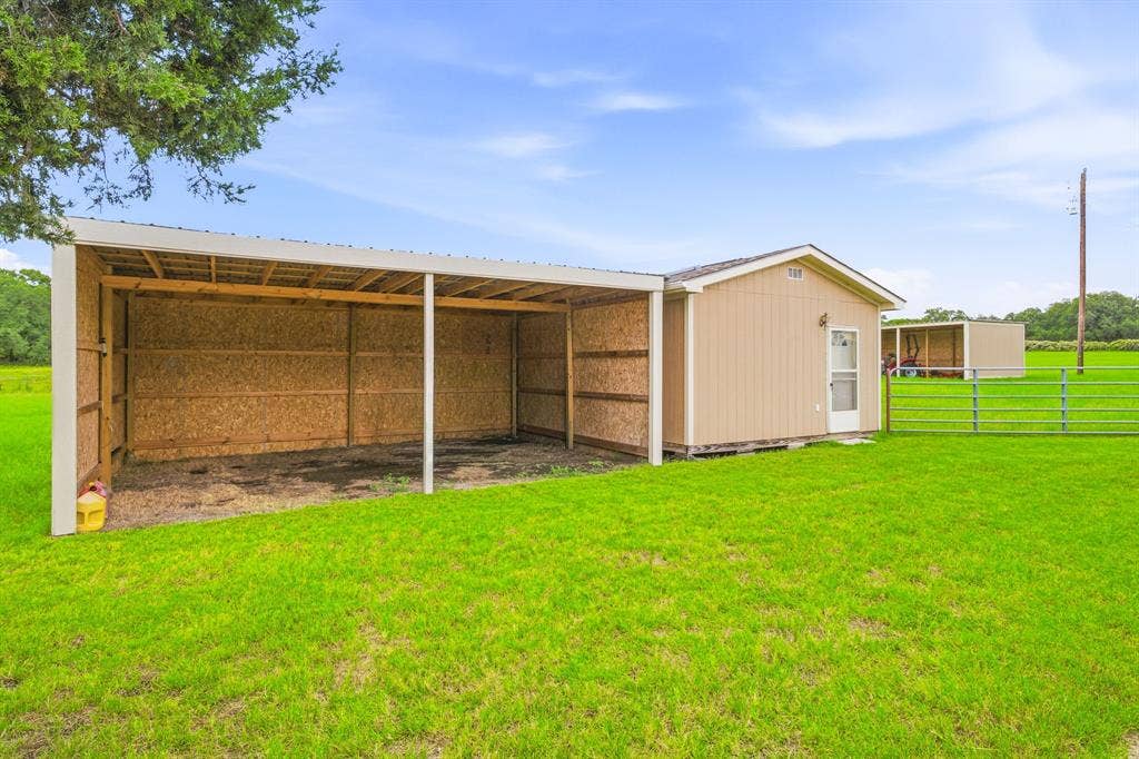 2914 Oak Court, Granbury, TX 76048 2914 Oak Court, Granbury, TX 76048