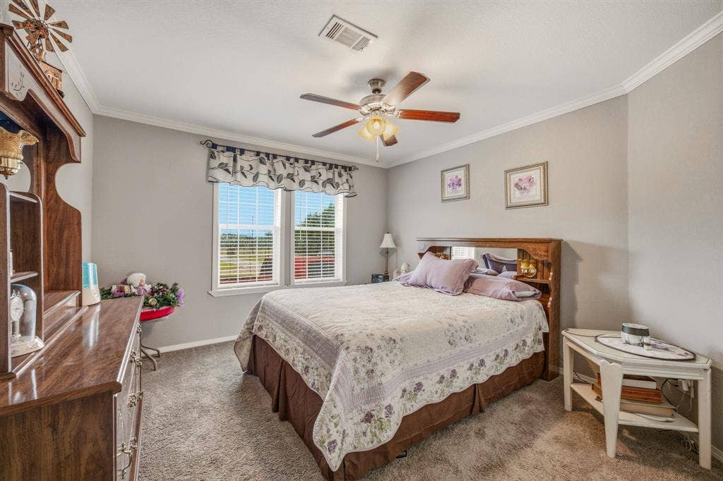 2914 Oak Court, Granbury, TX 76048 2914 Oak Court, Granbury, TX 76048