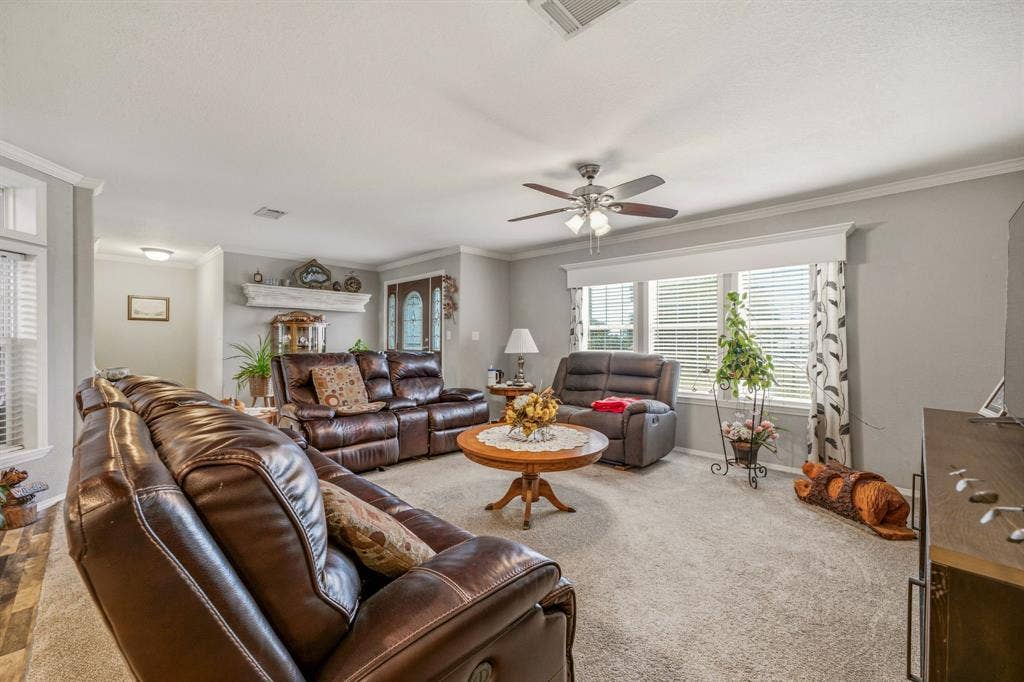 2914 Oak Court, Granbury, TX 76048 2914 Oak Court, Granbury, TX 76048