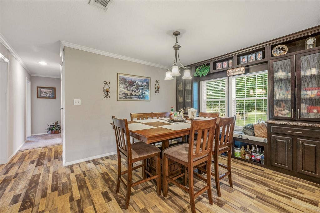 2914 Oak Court, Granbury, TX 76048 2914 Oak Court, Granbury, TX 76048