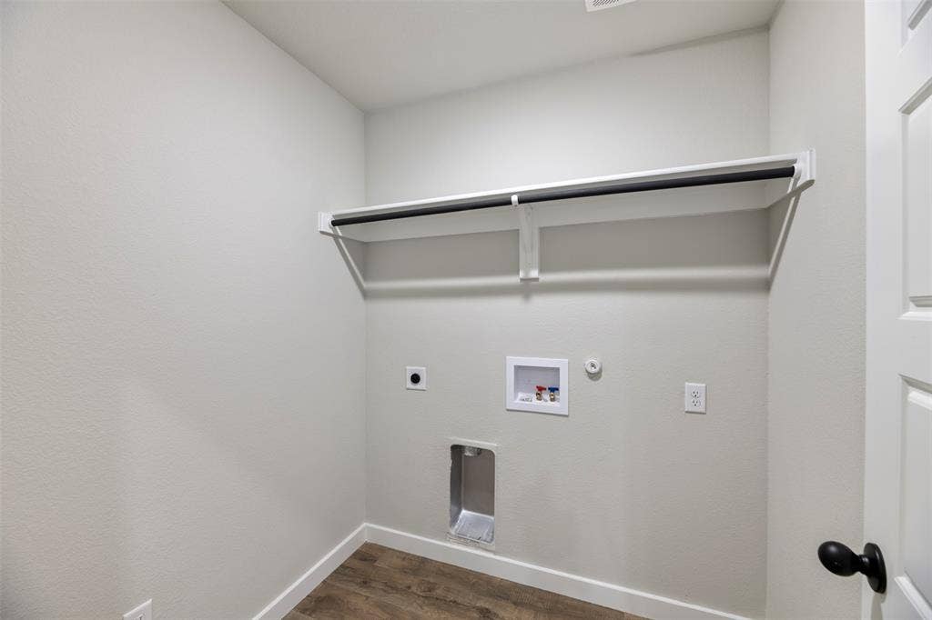 4407 Clovis Court, Midlothian, TX 76065 4407 Clovis Court, Midlothian, TX 76065